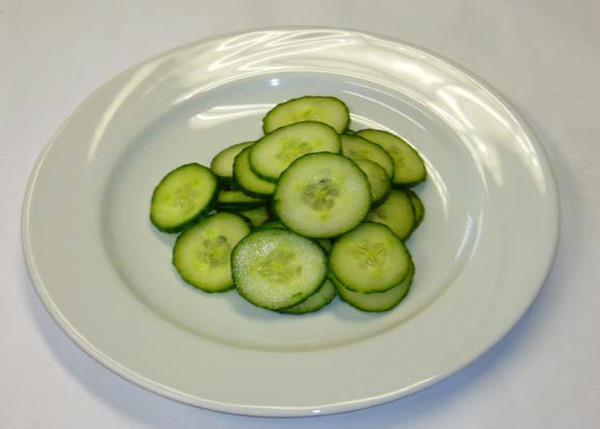 Gurken Scheiben mit Schale